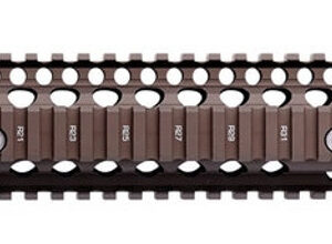 Daniel Defense MK18 RIS II Handguard – Aluminum, Flat Dark Earth